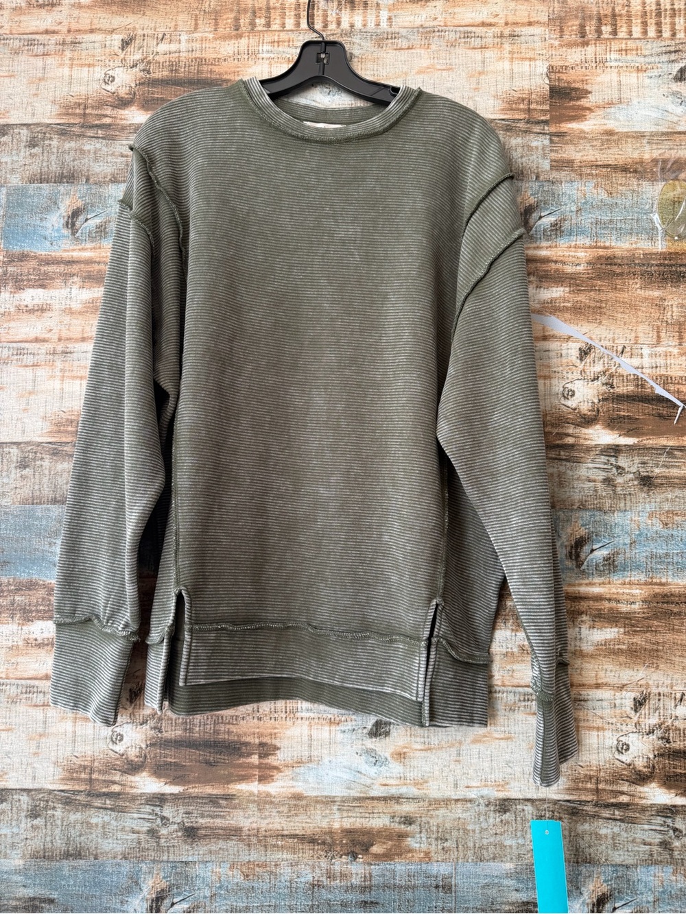 Zenana Outfitters Olive Green Ribbed Crewneck Sweatshirt